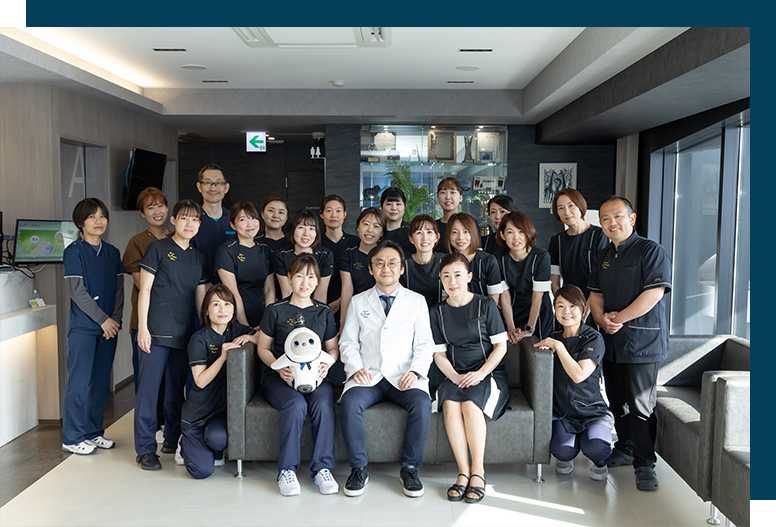 スタッフ集合写真